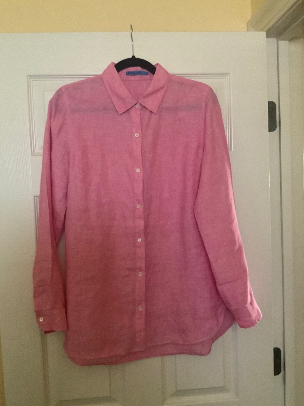 J McLaughlin Relaxed Fit Linen Shirt in Peony Pink - Picture 3 of 5